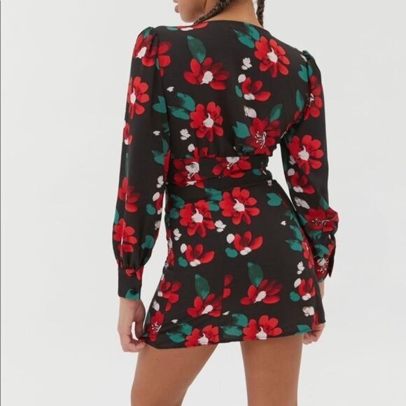 Urban Outfitters Michelle Black Red Floral Mini Dress S Black & Red - Picture 10 of 10